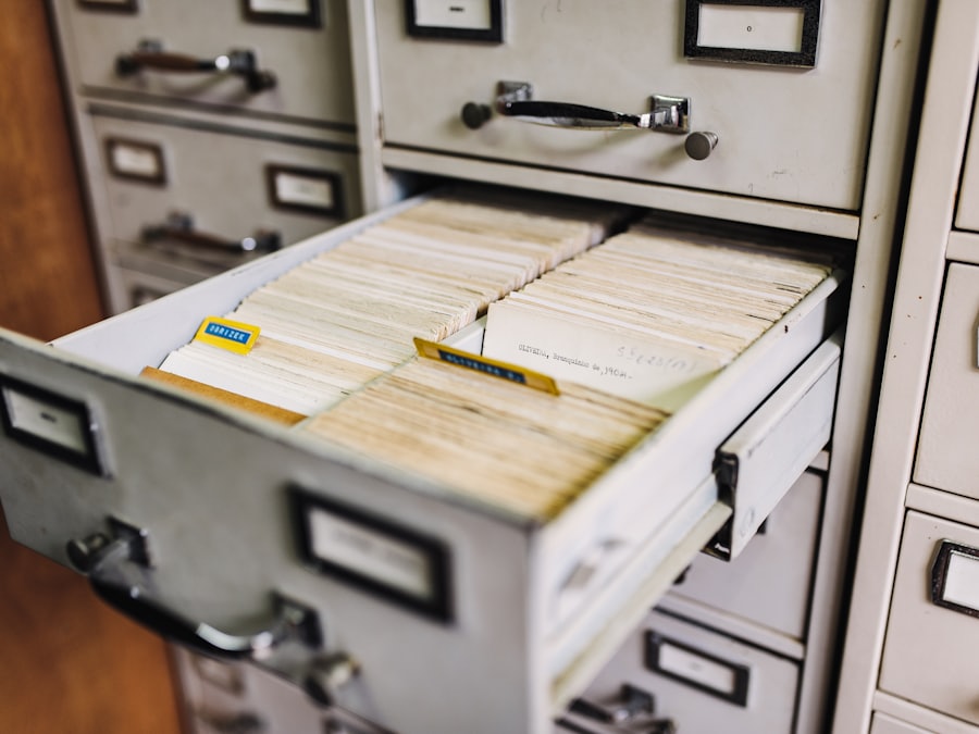 Archivo de expedientes y documentos