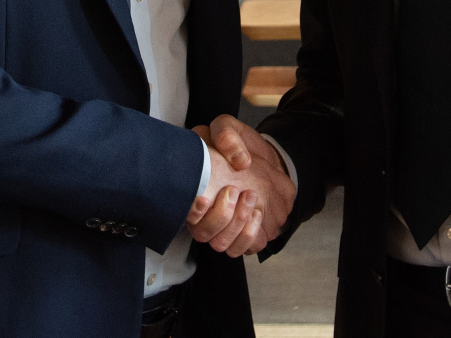 Cierre de negociación comercial